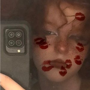 Meet your Posher, Edie